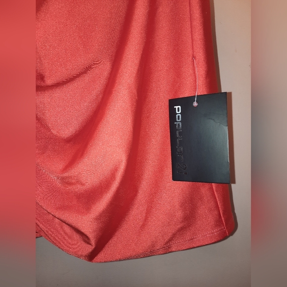 Red Ruched Mini Skirt - Picture 3 of 4